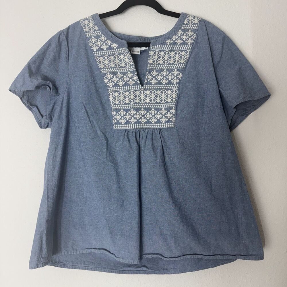 Vineyard Vines Top Womens XL Chambray Denim Shirt Short Sleeve Embroidered